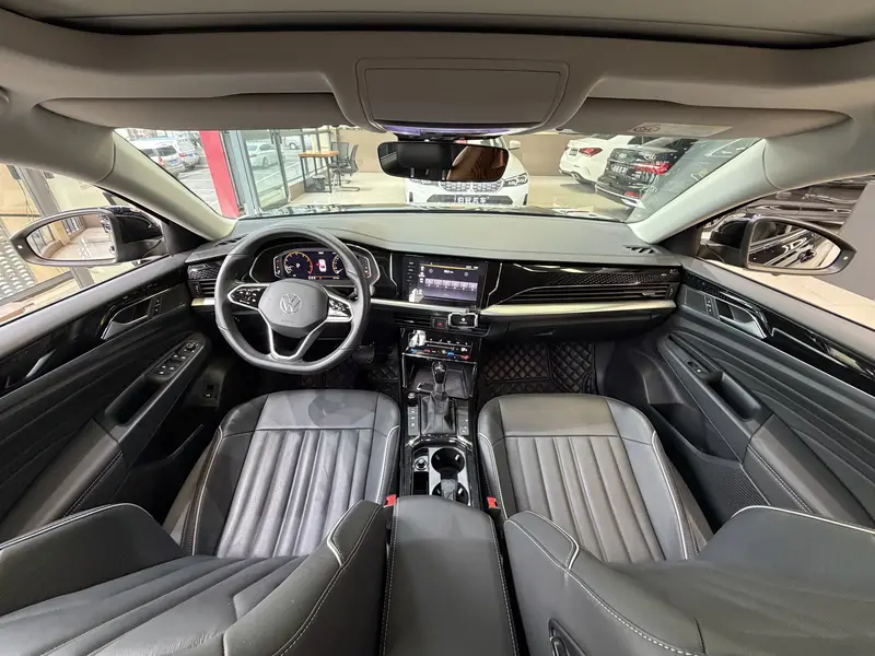 Volkswagen Passat — фото 7