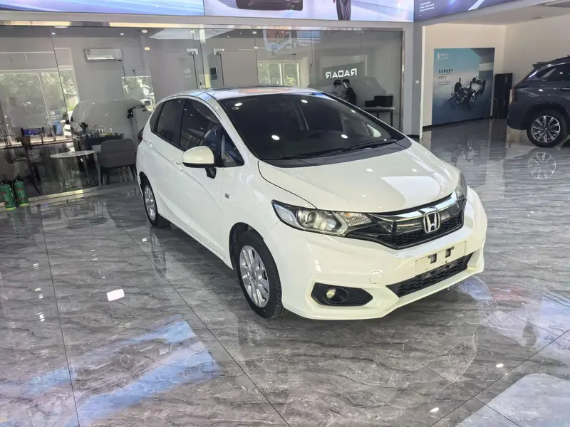 Honda Fit — фото 2