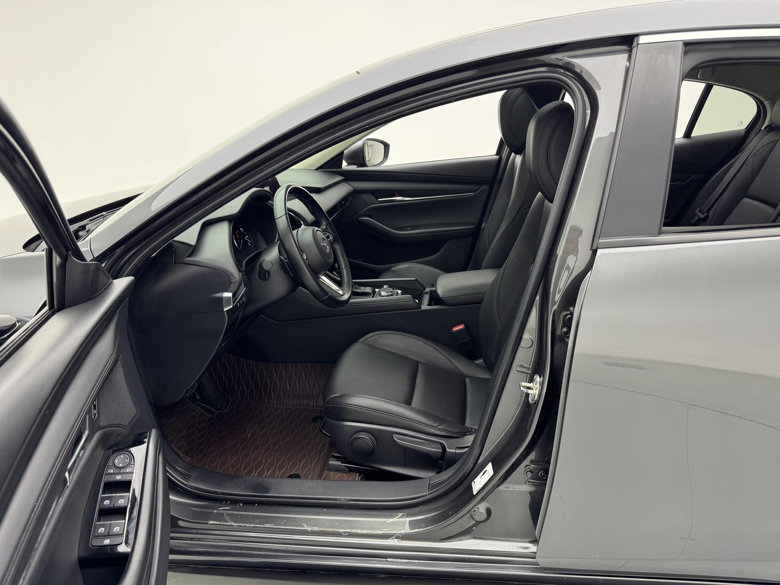 Mazda Mazda3 — фотографии объявления, Фото 15