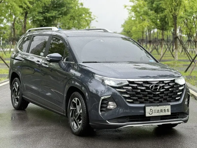 Hyundai Custin — фото 3