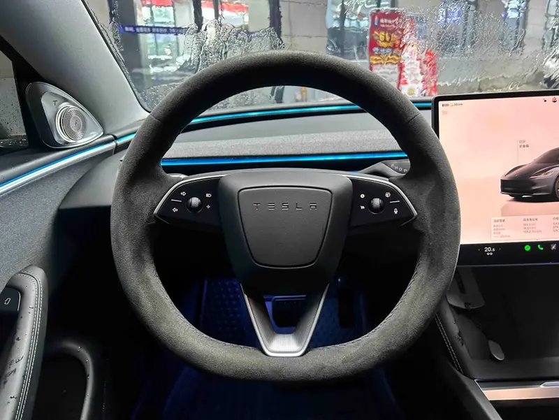 Tesla Model 3 — фото 6