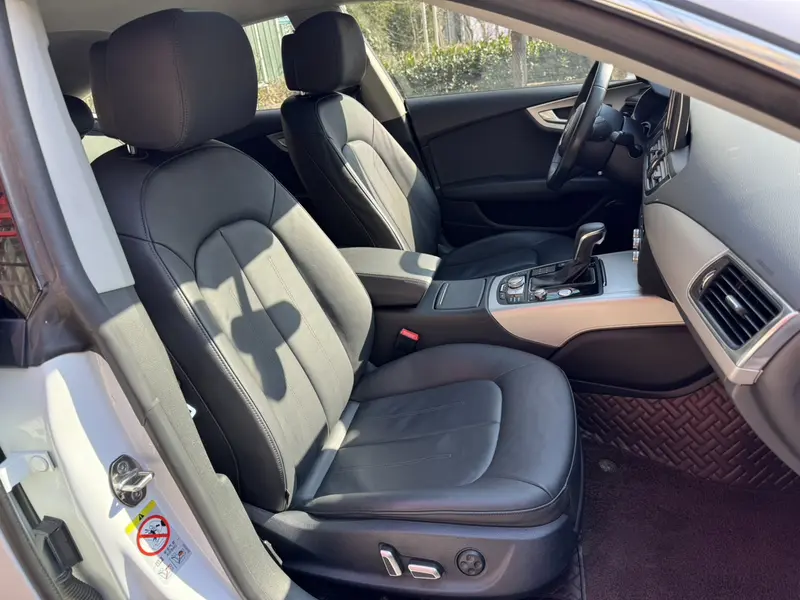 Audi A7 40 TFSI базовая — фото 15