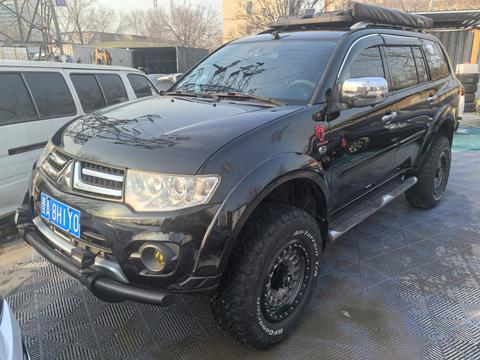 Mitsubishi Модель не указана