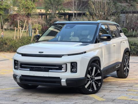 Geely ICON