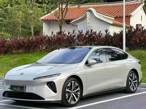 Nio ET7