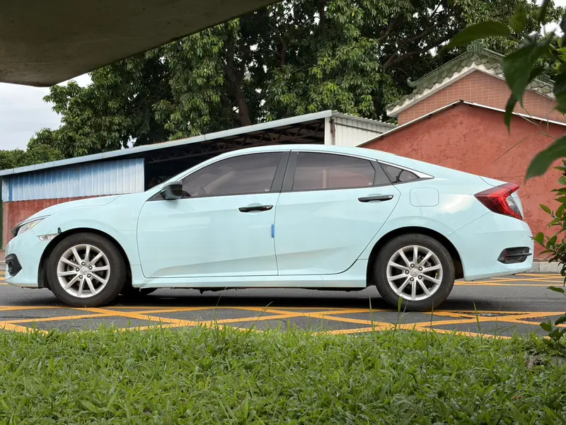 Honda Civic — фото 4