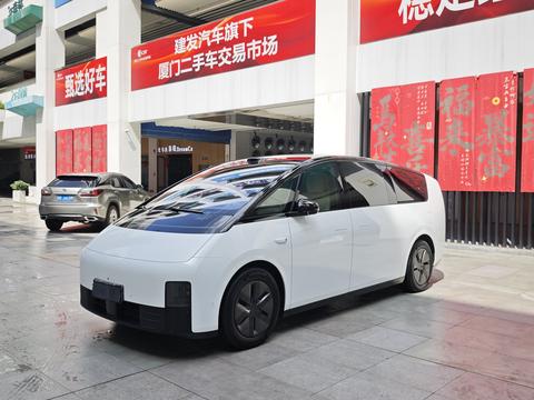 Li Auto MEGA