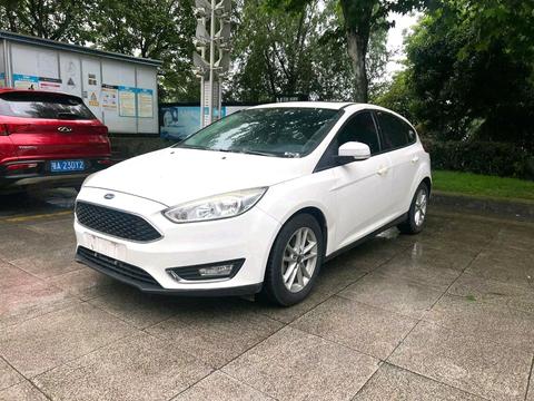 Ford Focus 2015 1.6L AT