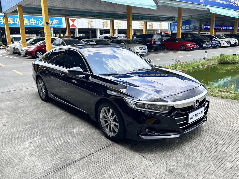 Honda Accord — фото 3