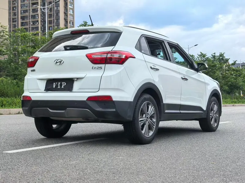 Hyundai ix 25 1.6 L AT 2 WDGLS — фото 6