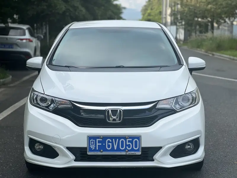 Honda Fit — фото 2