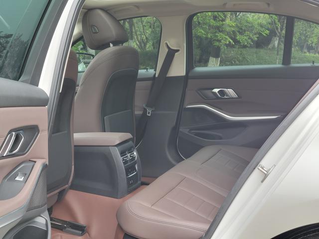 BMW 3 series id 4387622 из Китая 13
