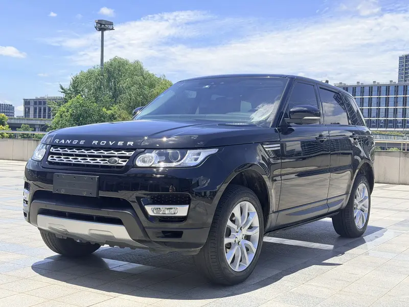Land Rover Range Rover Sport — фото 1