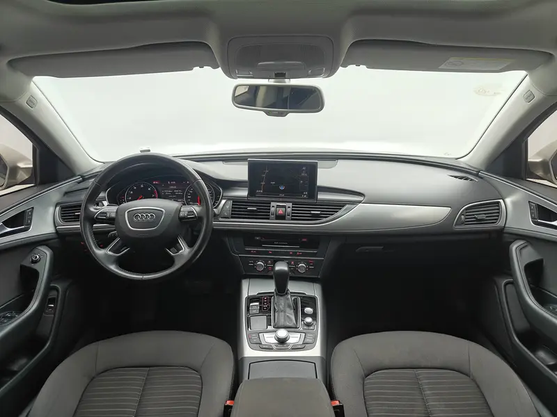 Audi A6L — фото 14