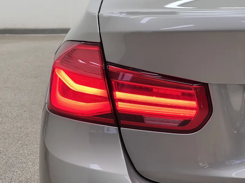 BMW 3 Series — фото 9