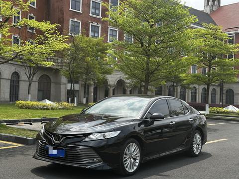 Camry 2019 2.5G Deluxe Edition National VI