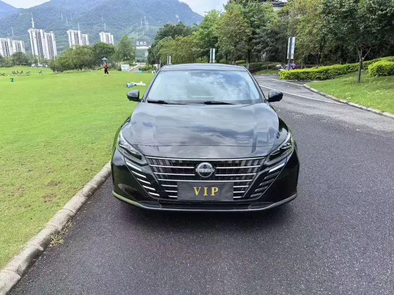 Nissan Teana — фото 2