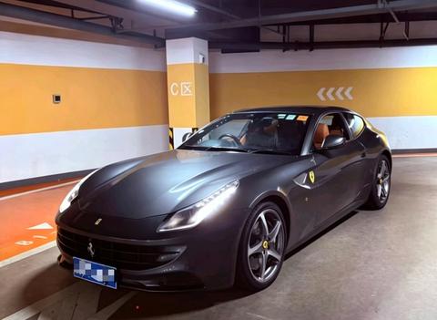 Ferrari FF