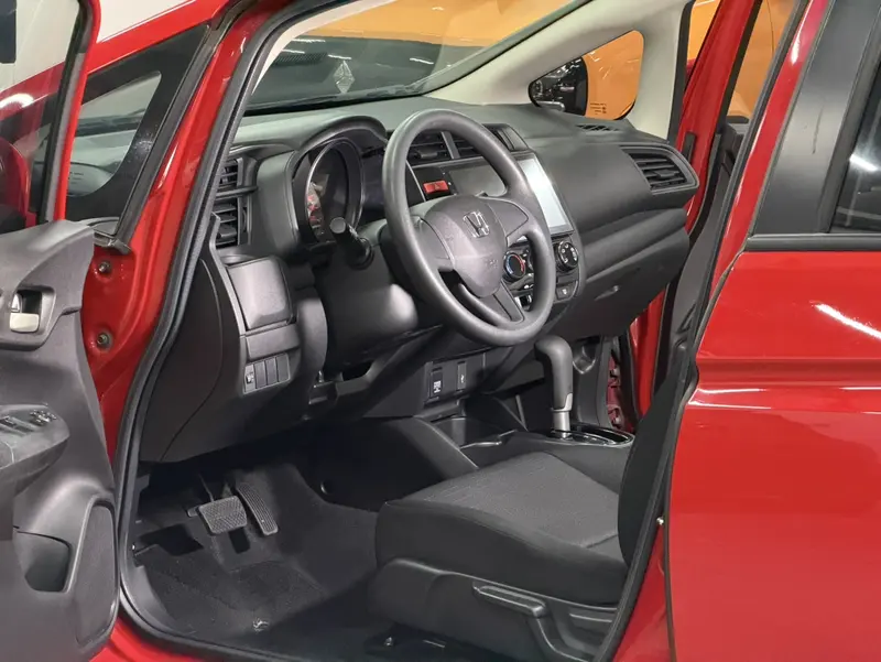 Honda Fit 1.5L LX CVT комфорт — фото 6