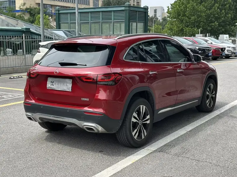 Mercedes-Benz GLA — фото 7