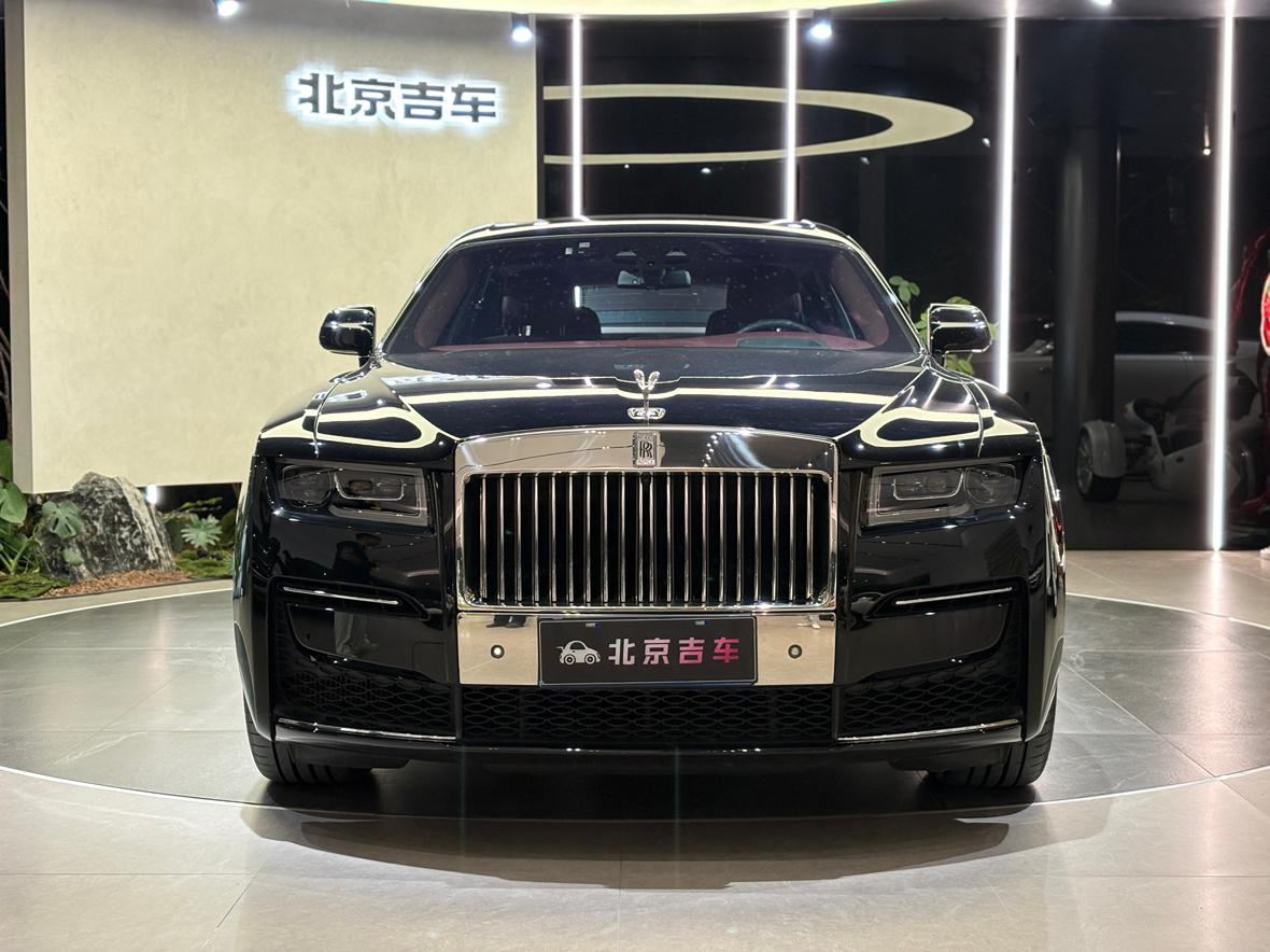 Rolls-Royce Ghost: фотография 2 из 28