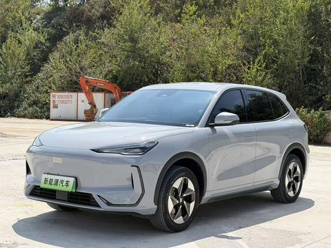 Geely Galaxy E5