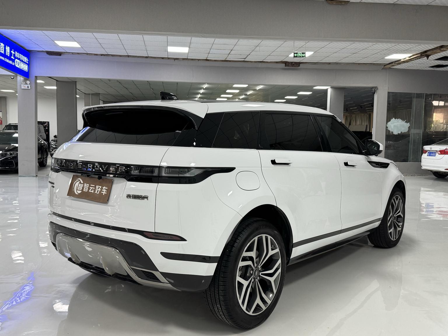 Range Rover Evoque: фотография 9 из 9
