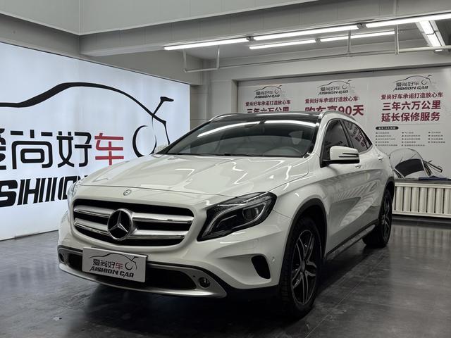 Mercedes-Benz GLA - фото 1