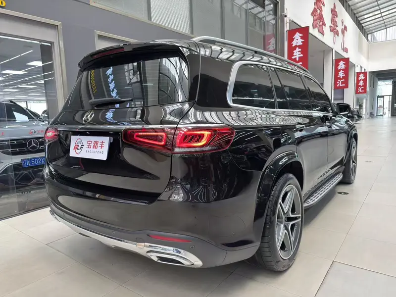 Mercedes-Benz GLS — фото 6