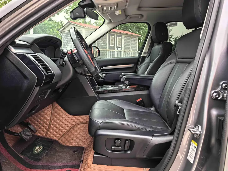Land Rover Discovery — фото 14
