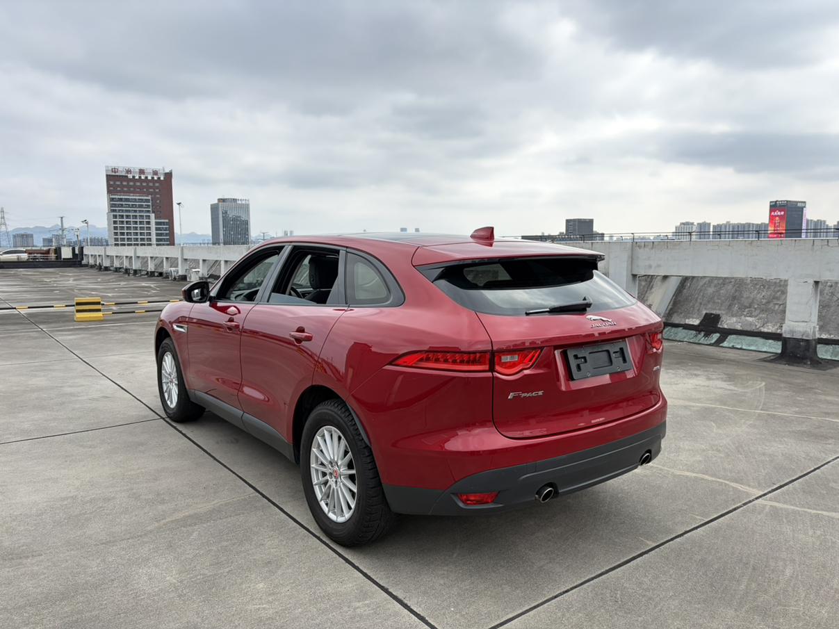 Jaguar F-Pace — фотографии объявления, Фото 5