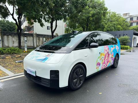 Li Auto MEGA