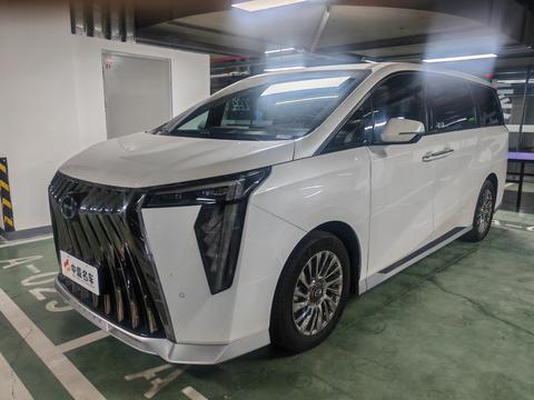 GAC Trumpchi M8