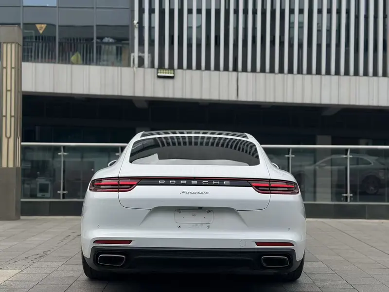 Porsche Panamera — фото 5