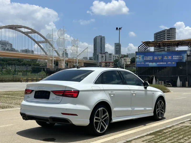 Audi A3 — фото 7