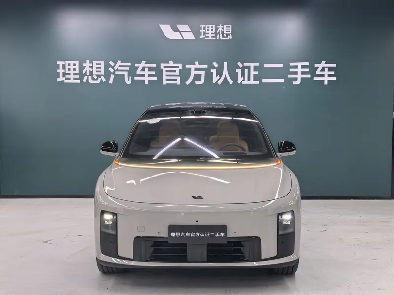 Lixiang i8 — фото 2