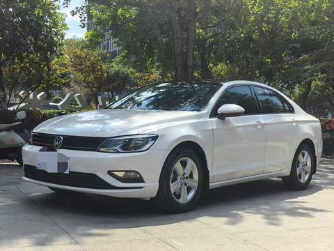 Volkswagen Lamando 2017 230TSI DSG