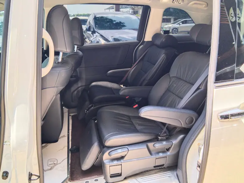 Honda Odyssey 2.0L — фото 10