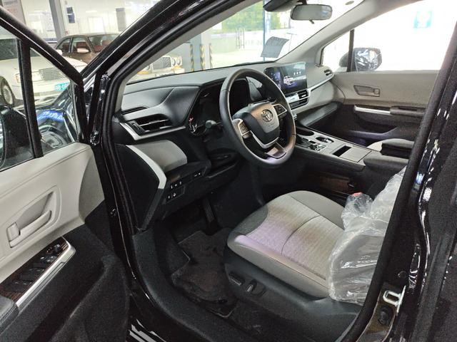Toyota Saina id 4387237 из Китая 8