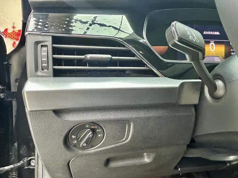 Volkswagen Passat — фото 11