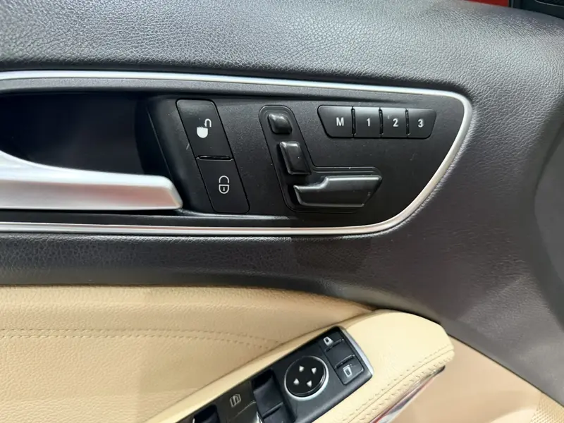 Mercedes-Benz GLA — фото 11