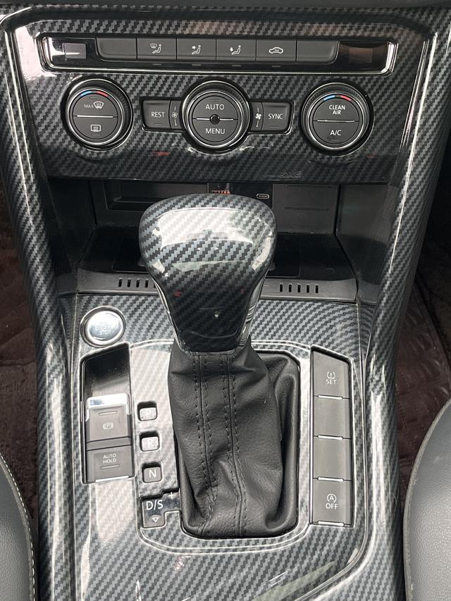 Volkswagen Tiguan L id 4387213 из Китая 11
