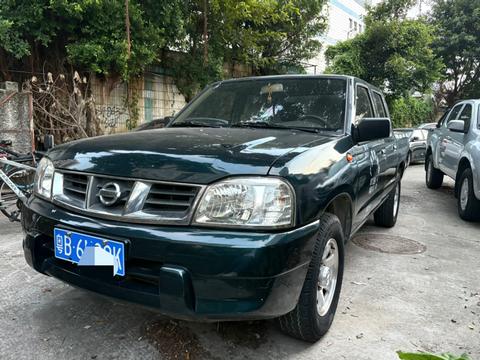 Nissan D22