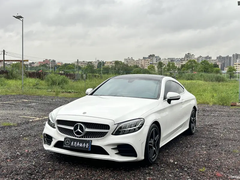 Mercedes-Benz C-Class — фото 1