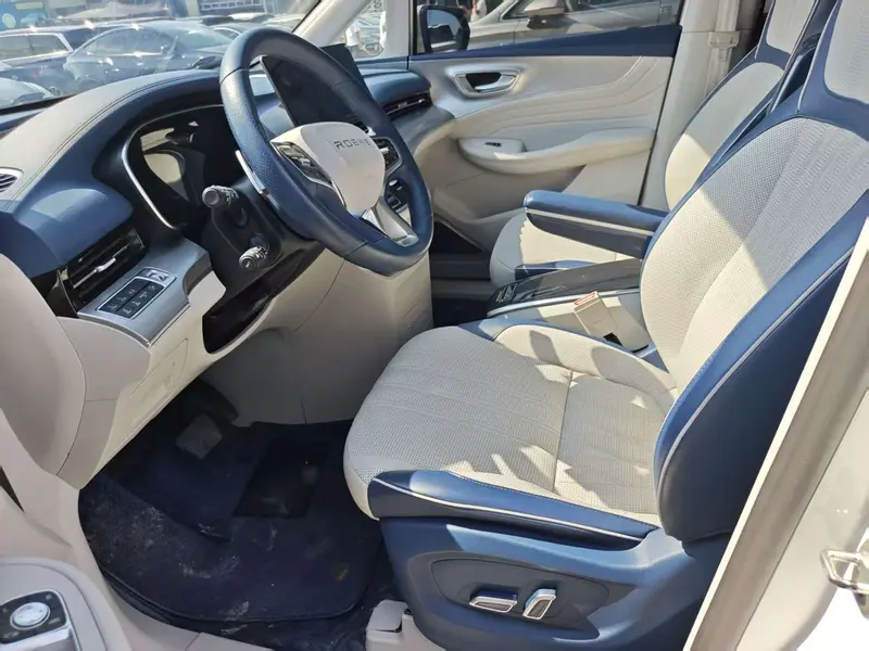 Roewe iMAX8 — фото 4