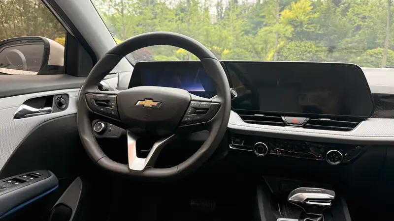 Chevrolet Cruze 1.5 L — фото 9