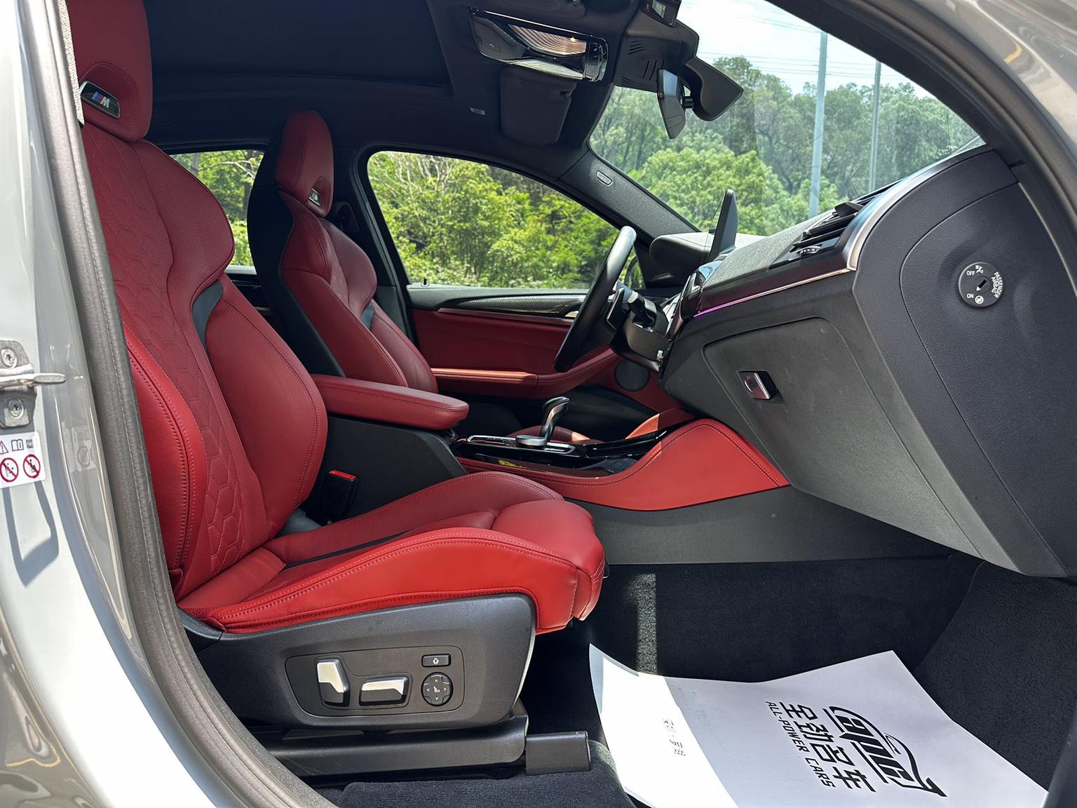 BMW X4 M: фотография 7 из 16