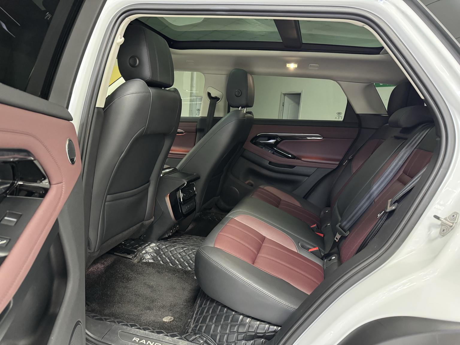 Range Rover Evoque: фотография 6 из 9