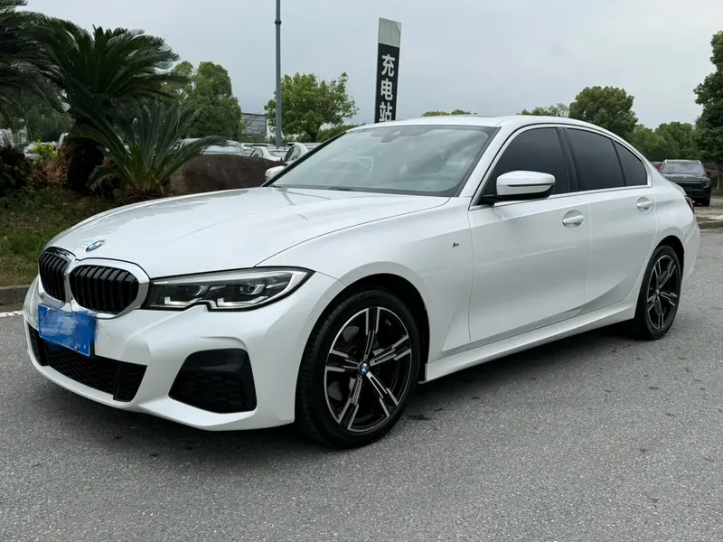 BMW 3 Series — фото 1