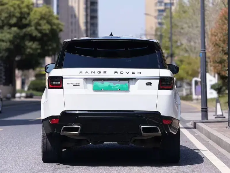 Land Rover Range Rover Sport P400e — фото 6